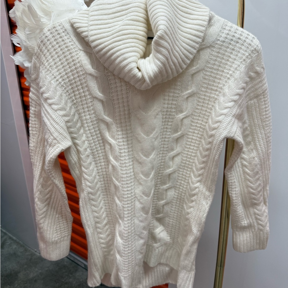 Magaschoni pure cashmere Ivory Cable Knit Cowl Sweater